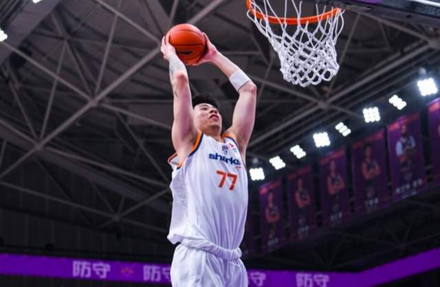 开云体育官网-CCTV5直播！上海VS新疆严阵以待，张镇麟渐入佳境，卢伟拒绝爆冷